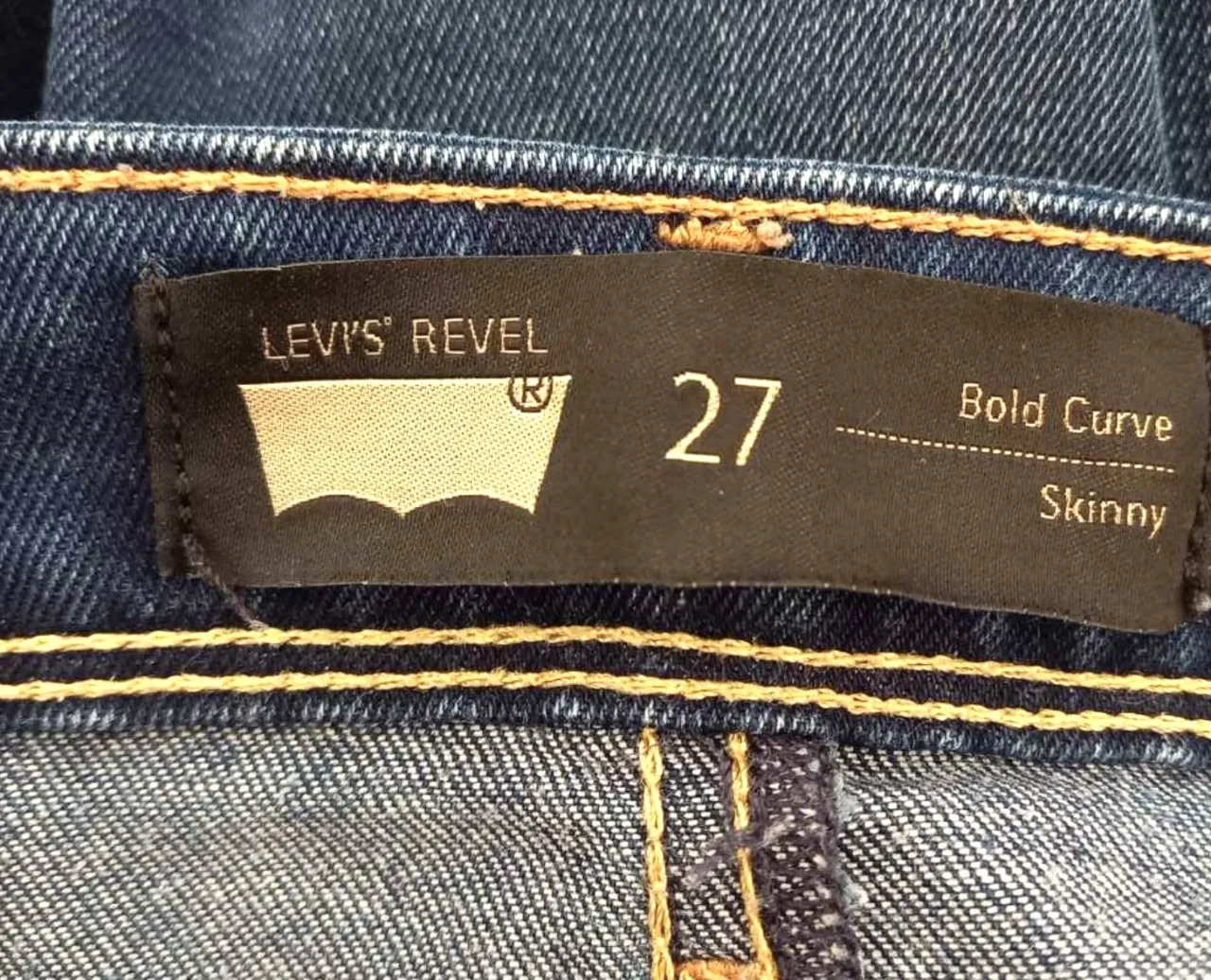 Jean Levi's - Vista 3