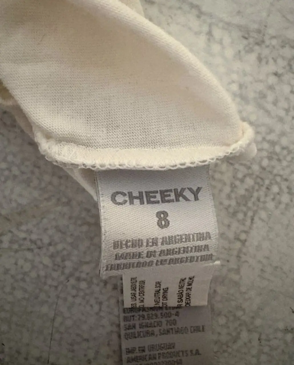 Remera CHEEKY - Vista 3
