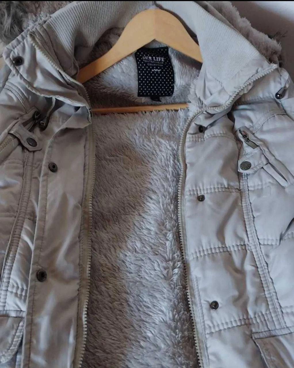 Campera Marca nacional - Vista 4