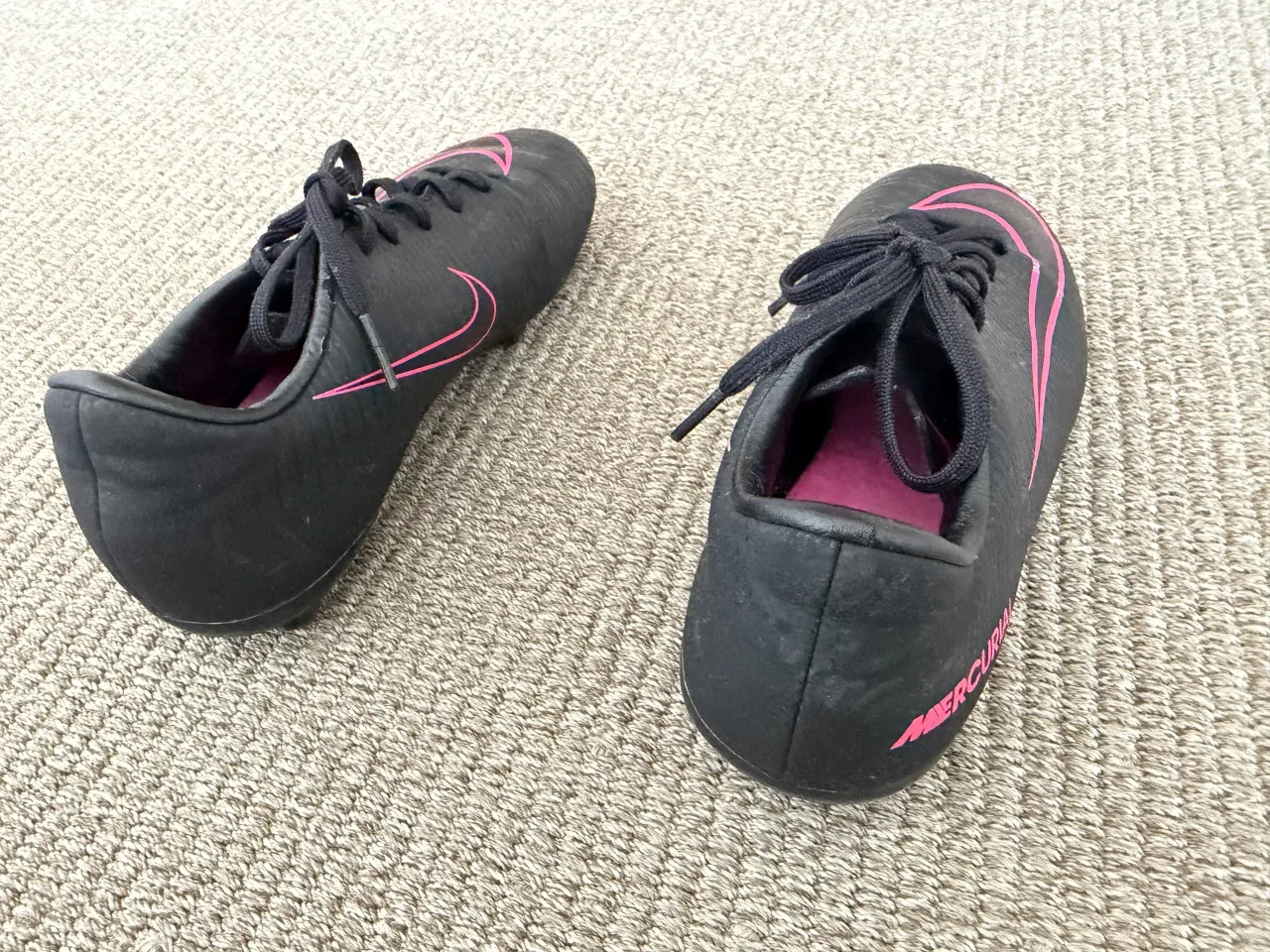 Botín de fútbol Nike - Vista 4