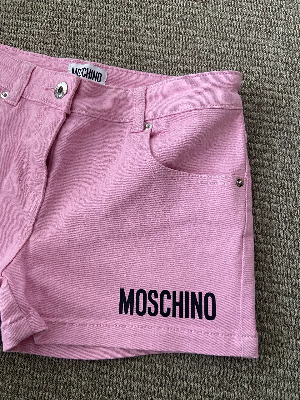 Short de jean Moschino - Vista 2