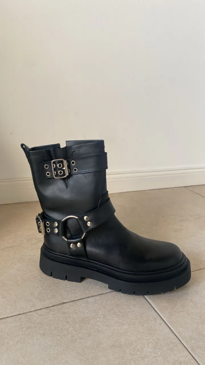 Botas Zizit - Vista 2