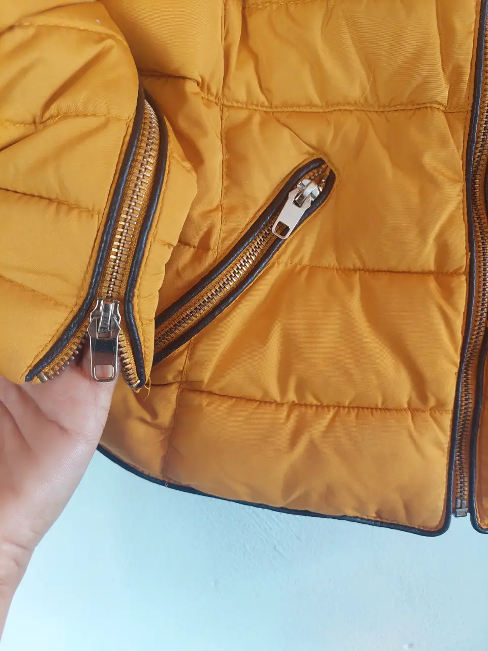 Campera Zara - Vista 3