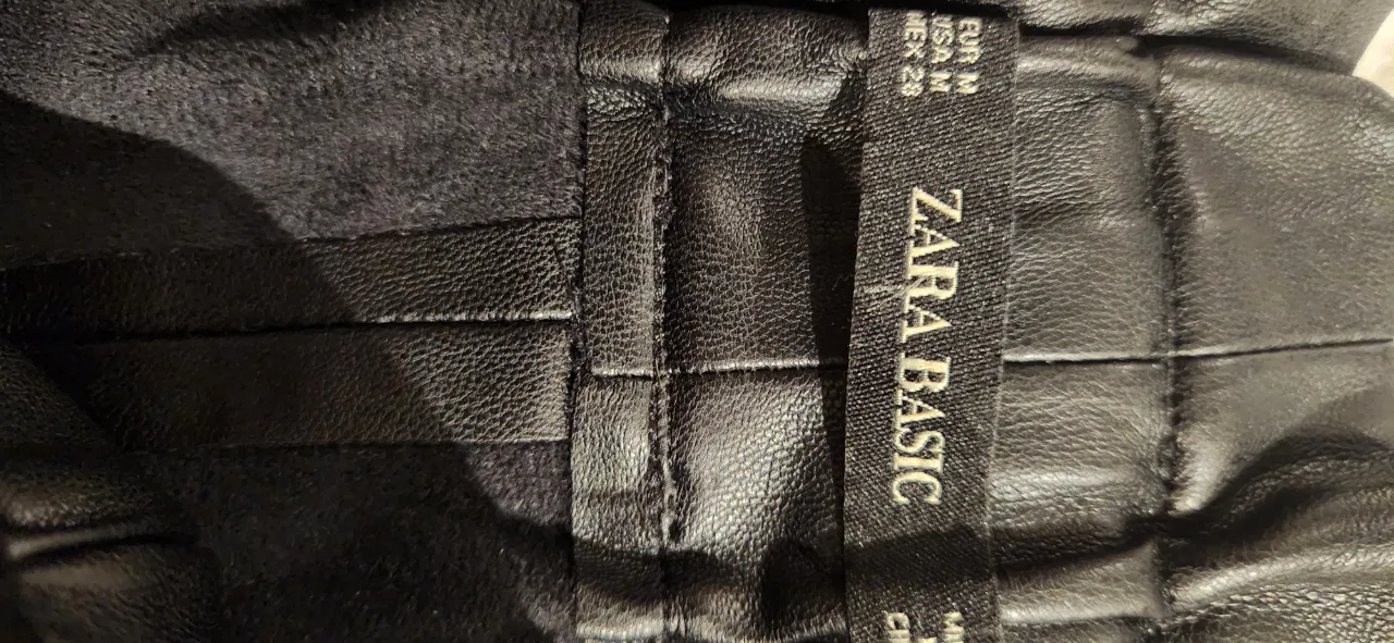 Short Zara Basic - Vista 2