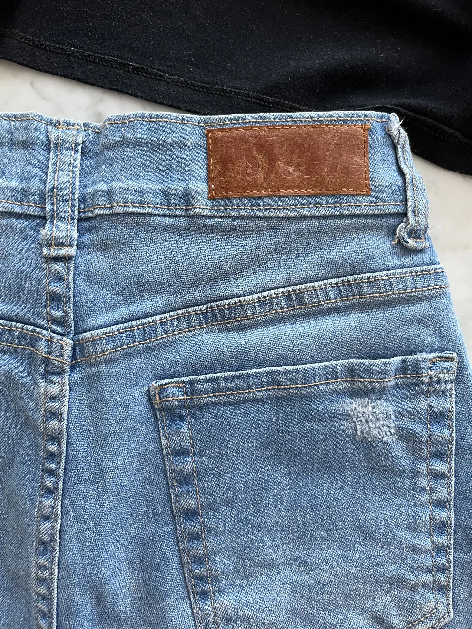 Short PSYCHIC - Vista 4