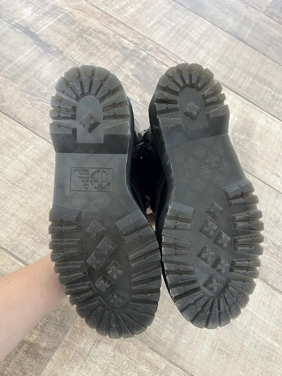 Borcegos Dr. Martens - Vista 6