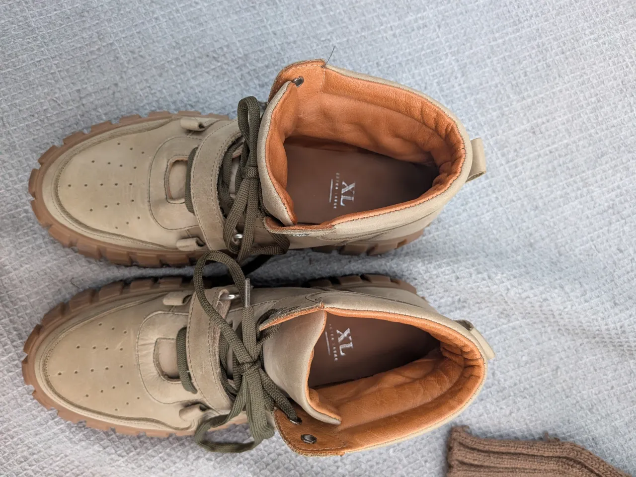 Borcegos XLarge - Vista 2