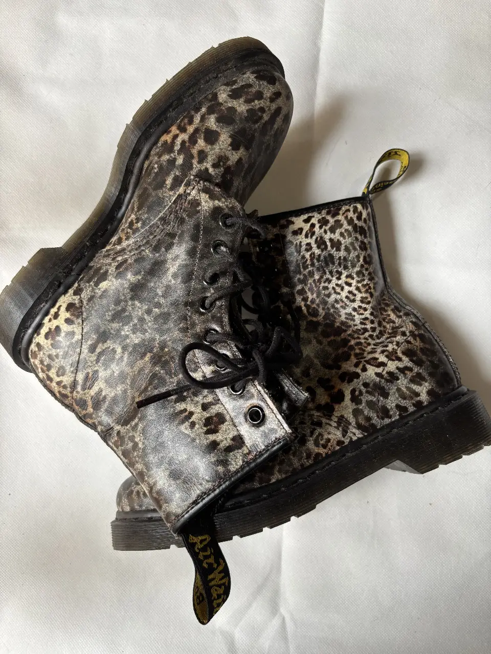 Botines Dr. Martens - Vista 2