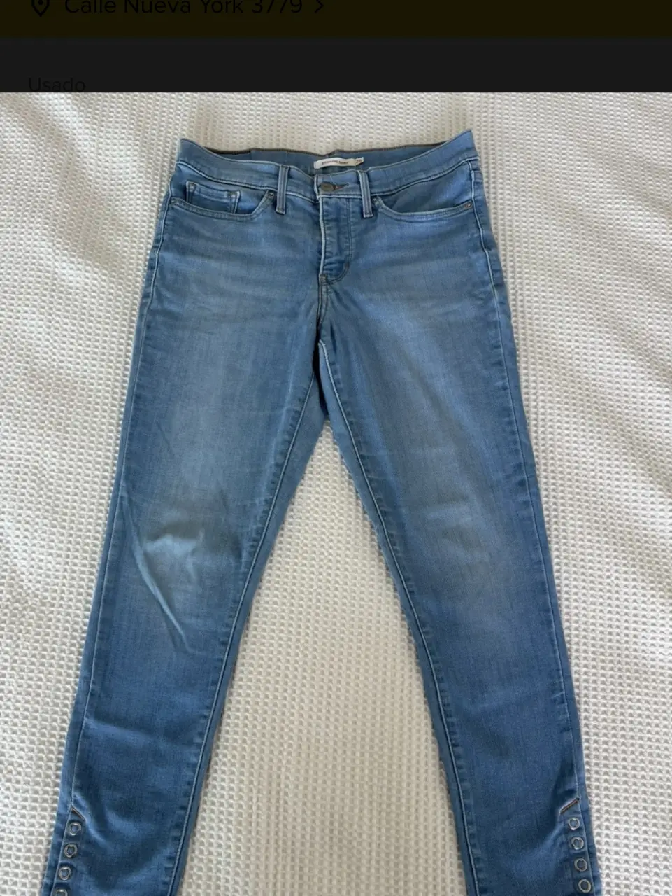 Jeans 311 Levi's Shaping Skinny de mujer, tiro medio, color azul claro, talle 28.Comprado en EEUU