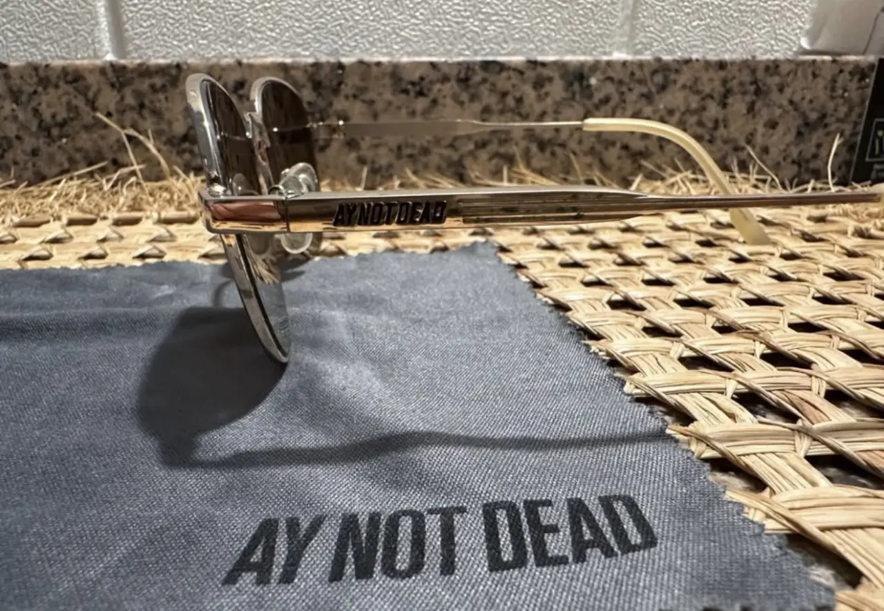 Anteojos Ay Not Dead - Vista 4