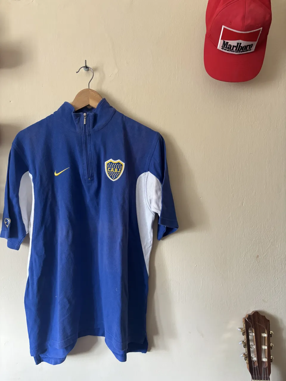Chomba Boca 2000 Japon Original Nike Total 90. Desgaste de color nada mas. Una teñida y como nueva. Item rarisimo de encontrar. Lo vi en 150 no duerman.