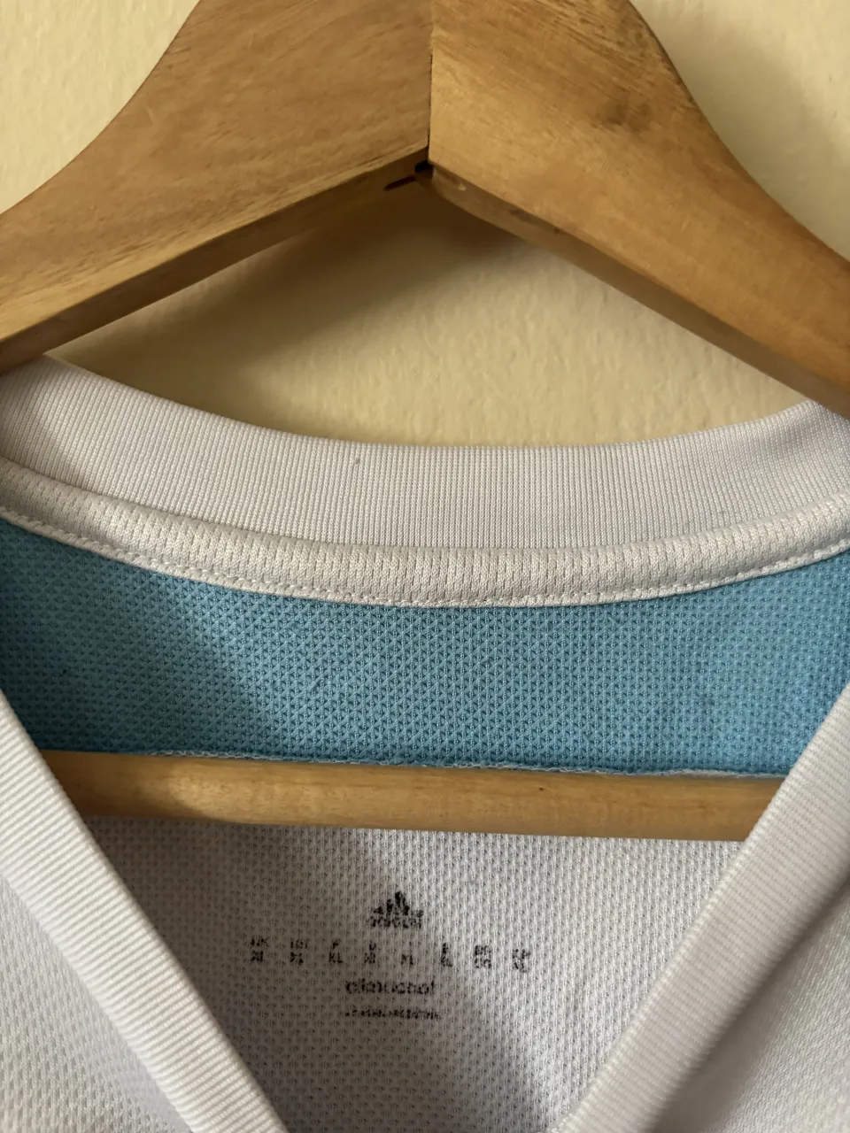 Camiseta adidas - Vista 3