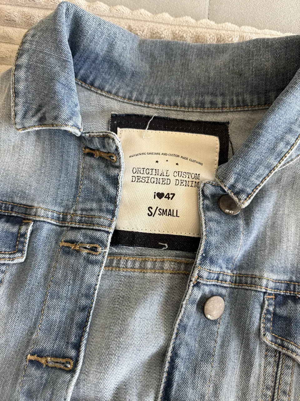 Campera i47 - Vista 3