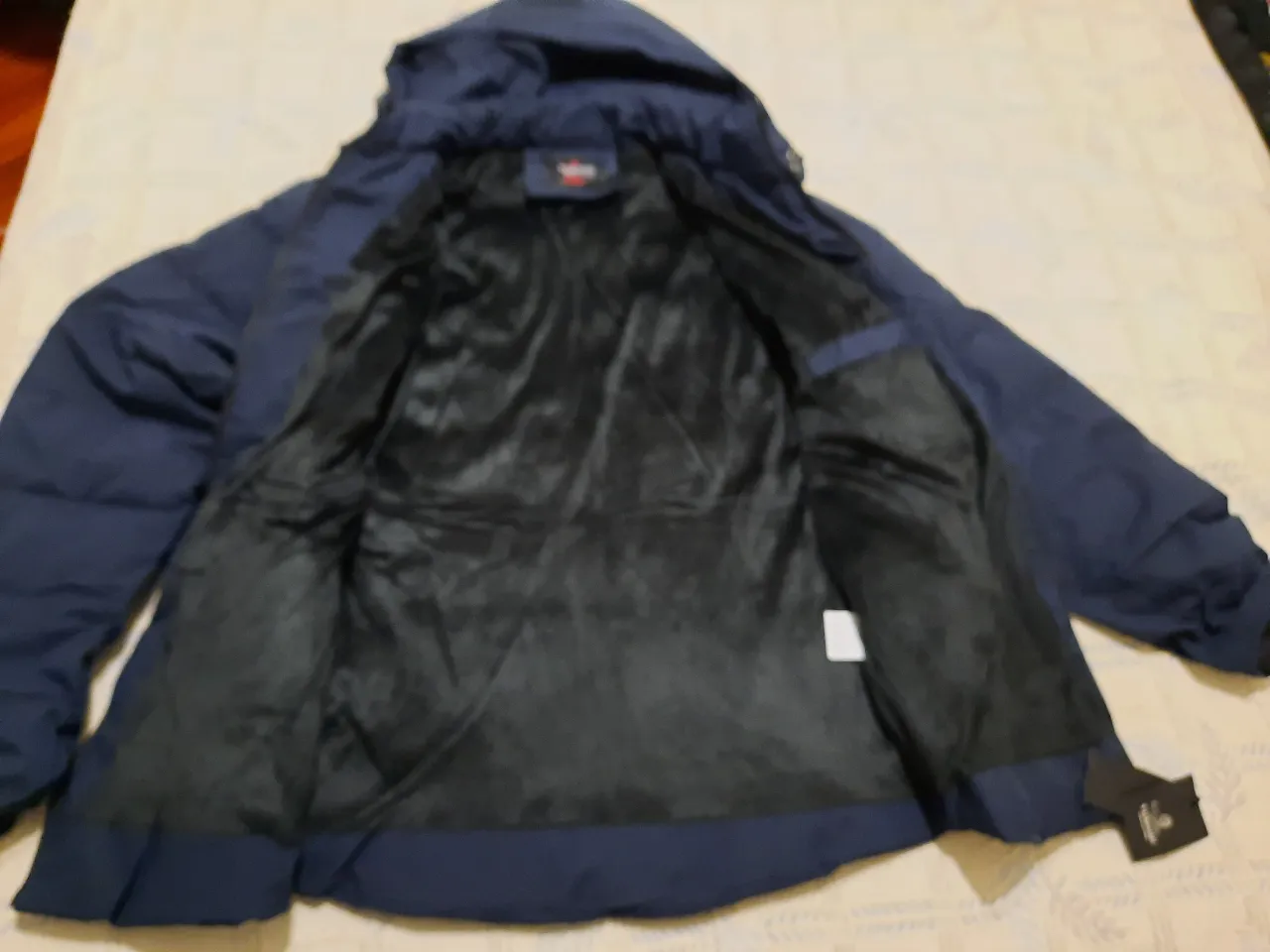 Campera Tushidi - Vista 3