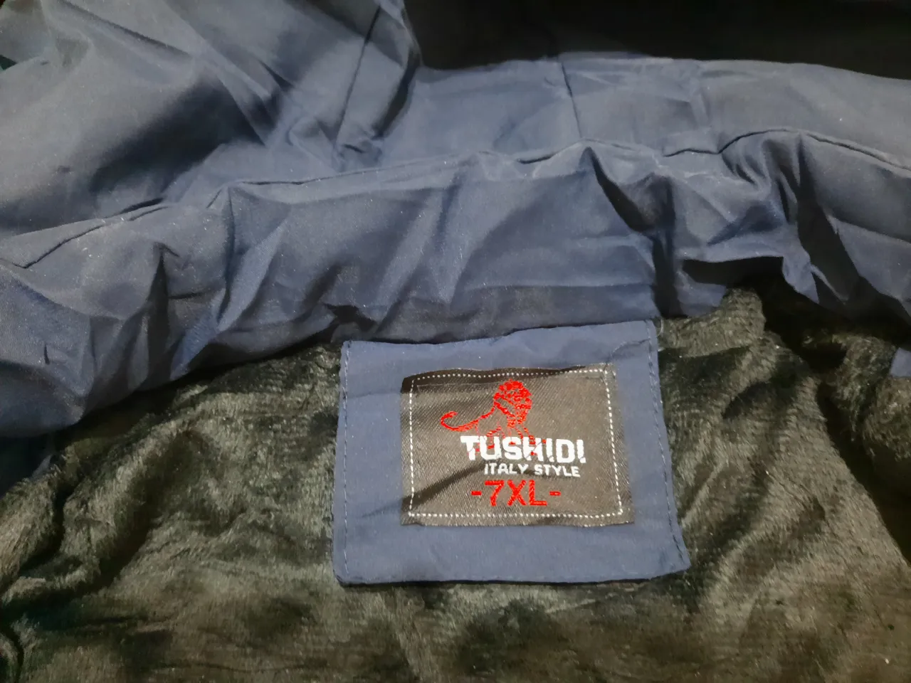 Campera Tushidi - Vista 2