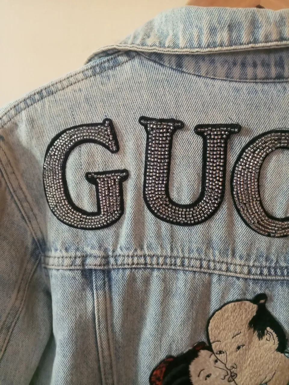 Campera Gucci - Vista 3