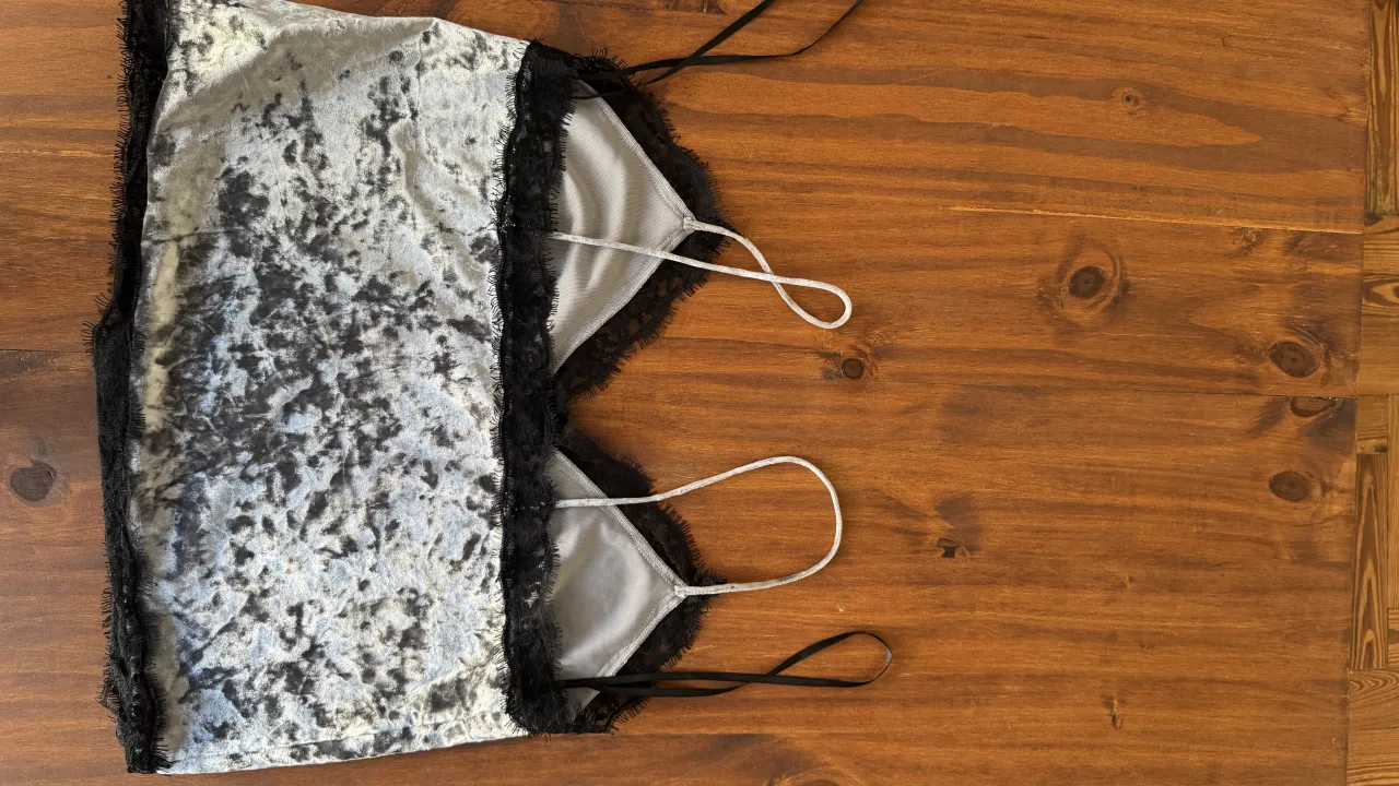 Top Forever 21 - Vista 3