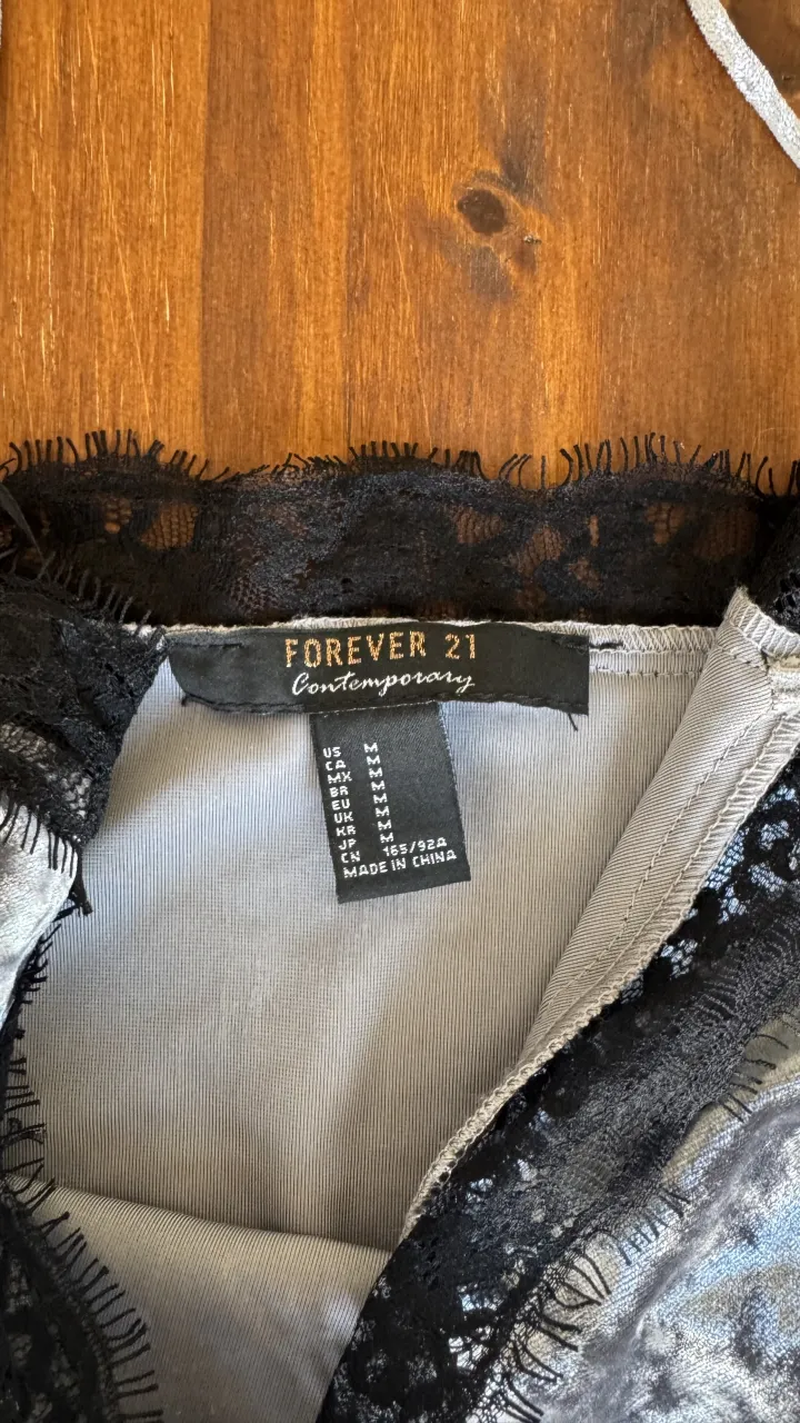 Top Forever 21 - Vista 2