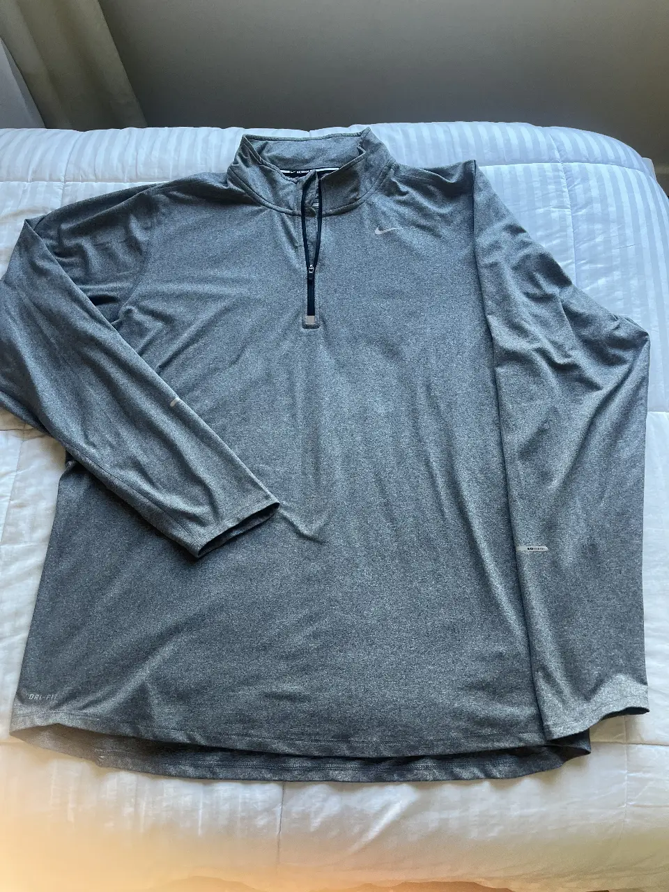 Buzo Nike - Vista 2