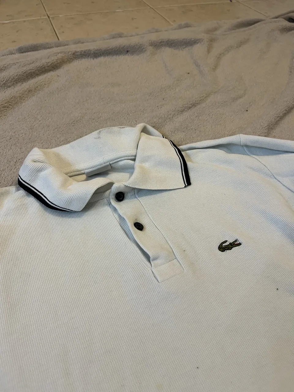 Remera Lacoste - Vista 2