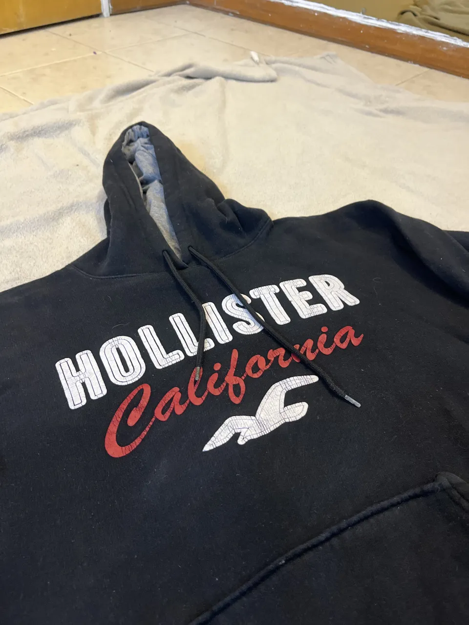 Buzo Hollister - Vista 5