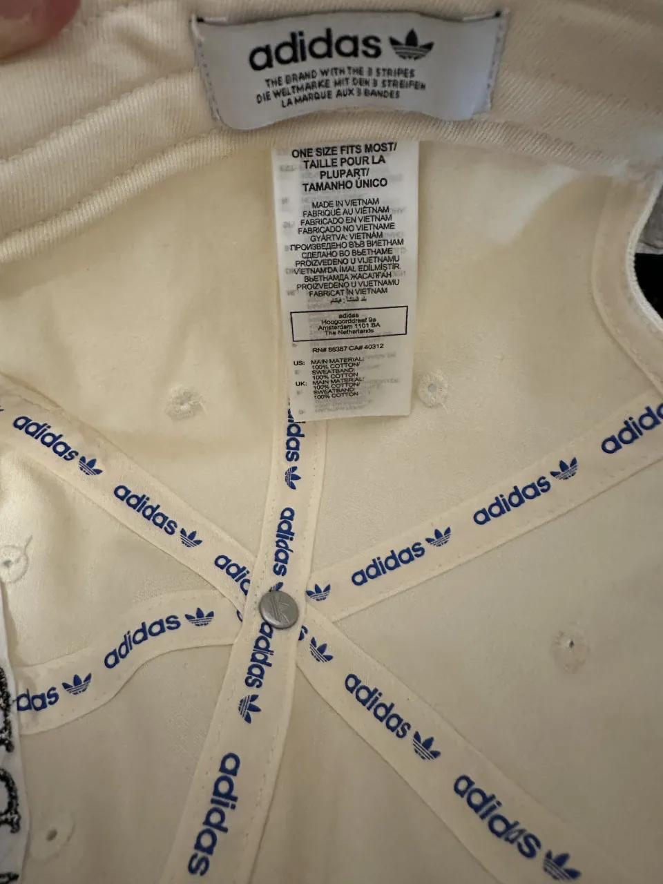 Gorra adidas - Vista 3