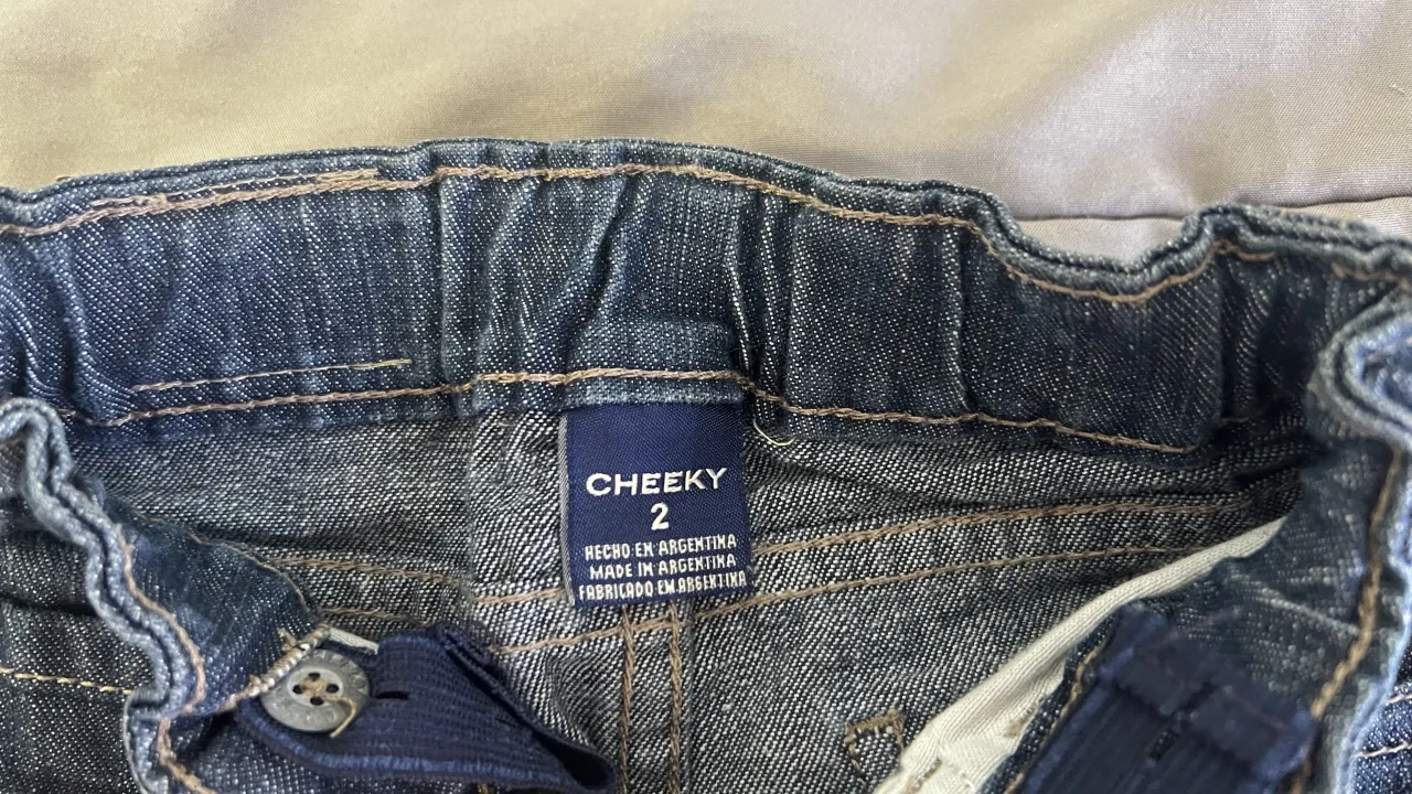 Pollera corta CHEEKY - Vista 3