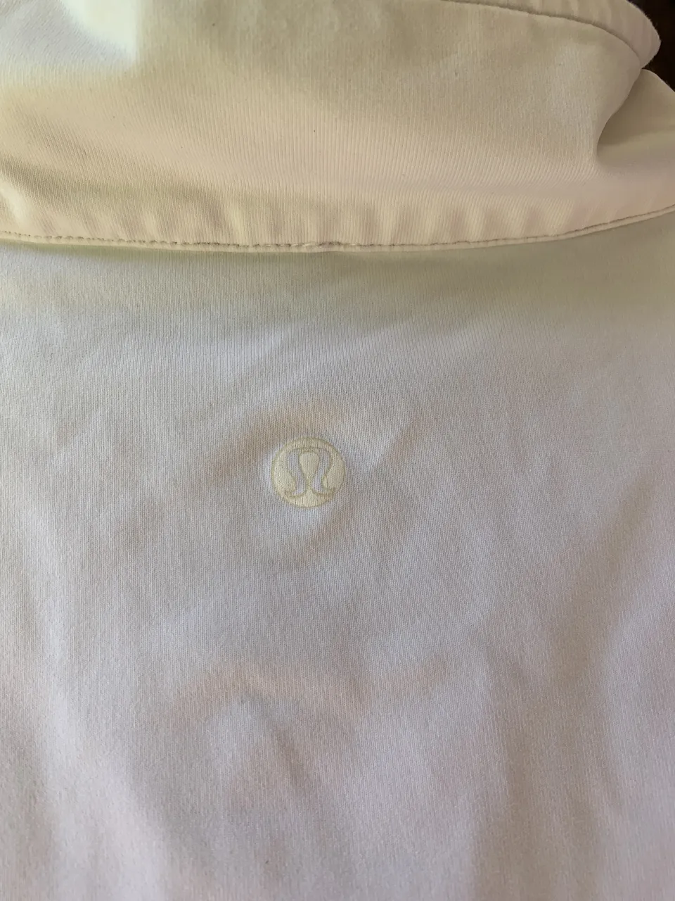 Campera Lululemon - Vista 3