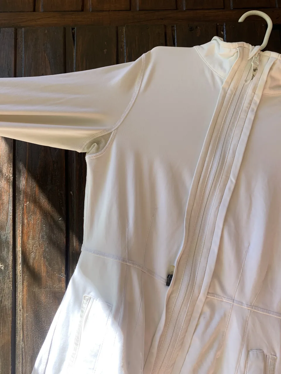 Campera Lululemon - Vista 4