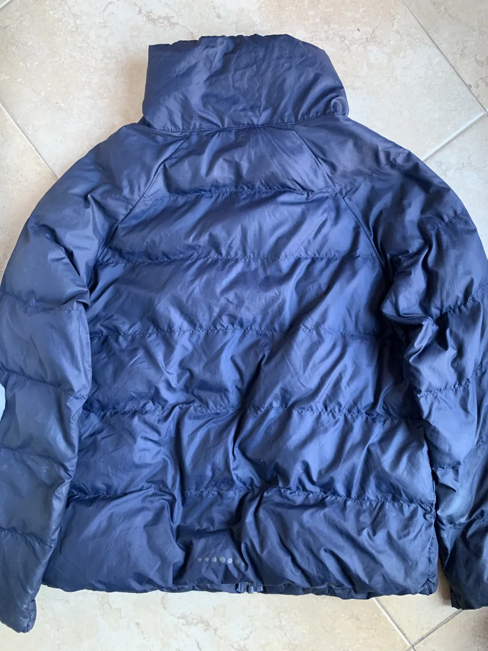 Campera de plumas Uniqlo - Vista 3