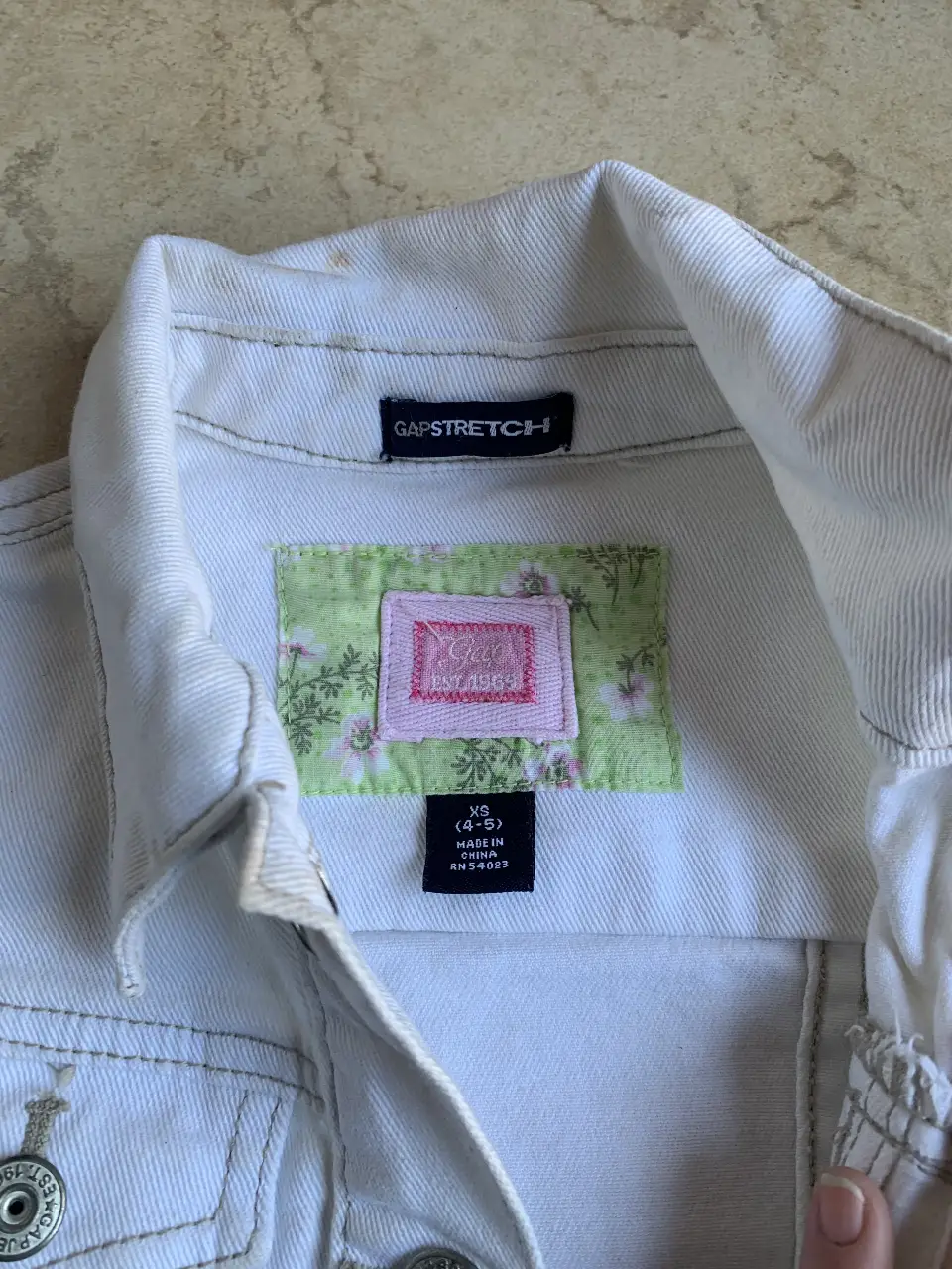 Campera GAP - Vista 2