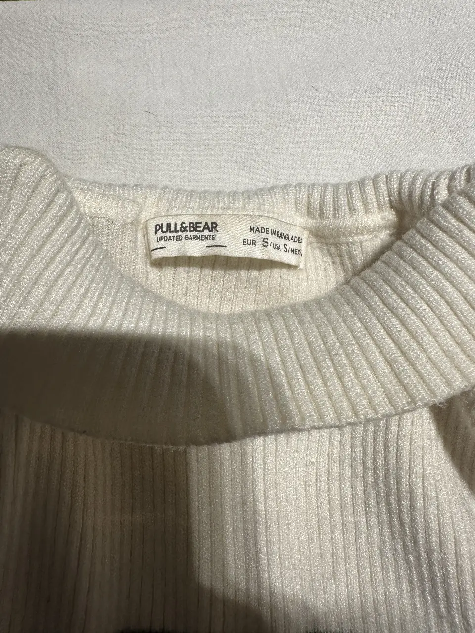 Polera PULL&BEAR - Vista 2