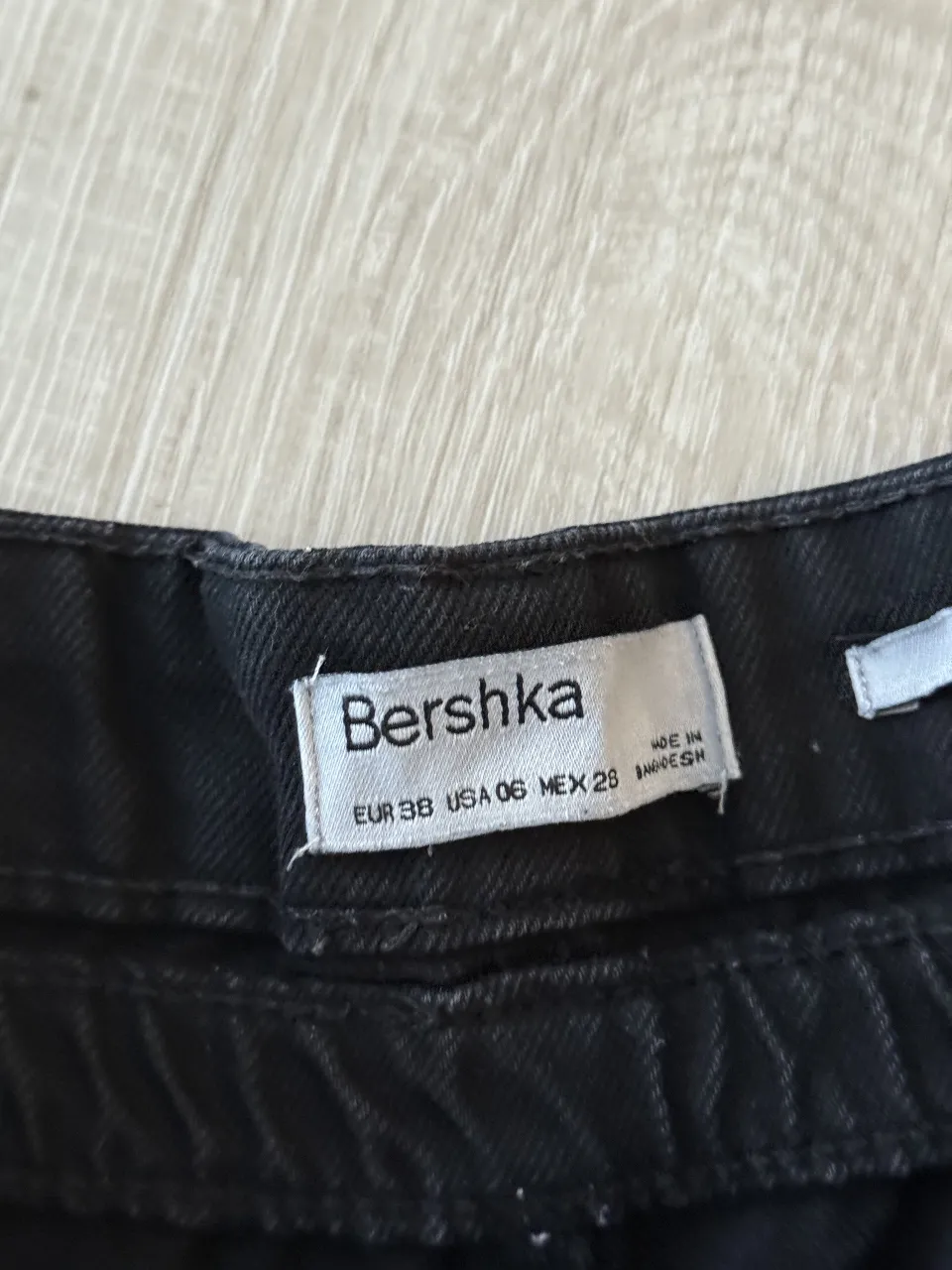 Short Bershka - Vista 2