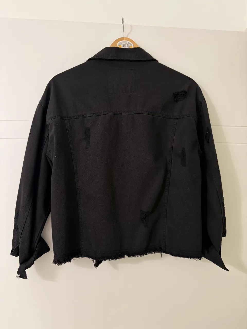 Campera Bershka - Vista 3