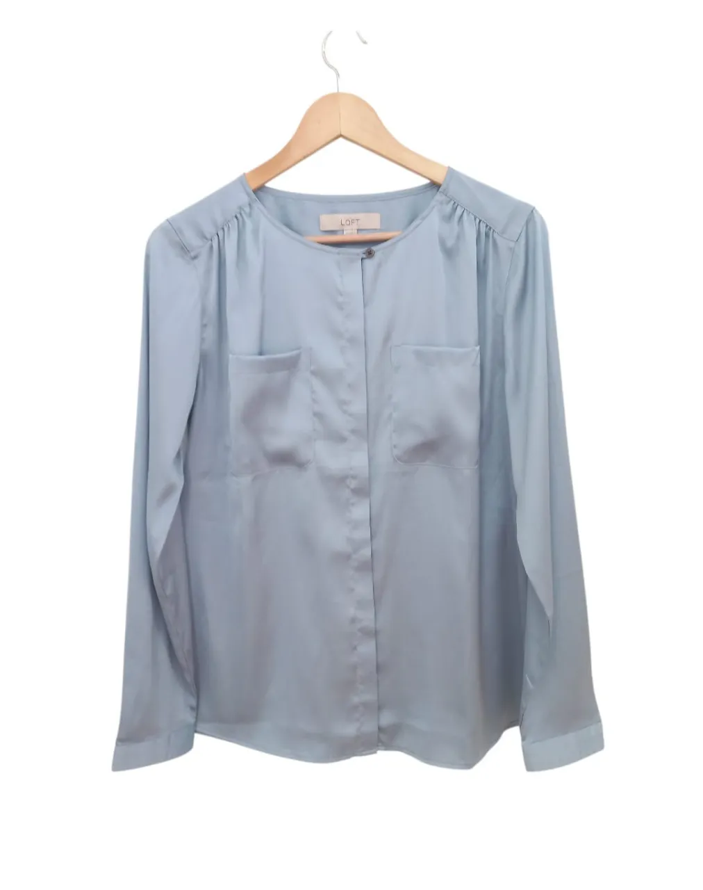 LARGO 65, AXILA 53, CADERA 56, HOMBRO 42, MANGAS 62. TELAS RASADA, DE POLIESTER.