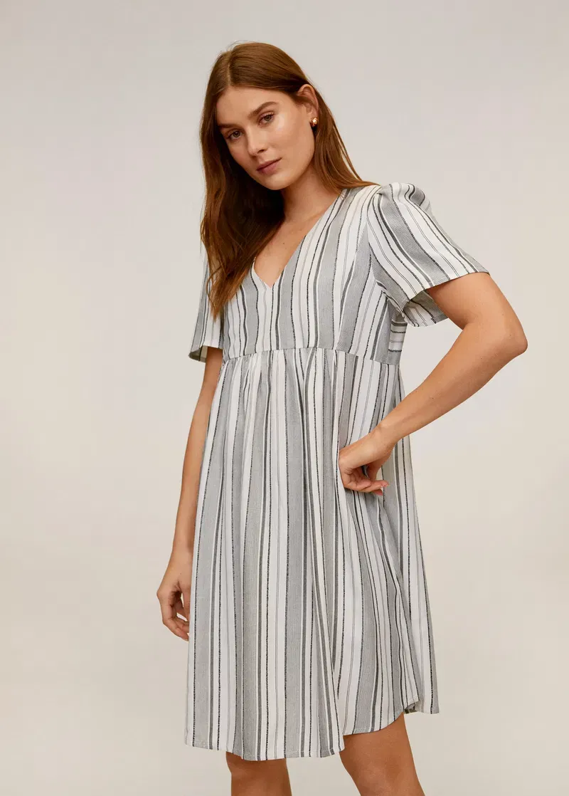 largo 84, axila 45, hombro 38, mangas 24, cadera 70. algodon.
LOS ENVIOS CON CORREO ARGENTINO, SE REALIZAN EN EL DIA. 