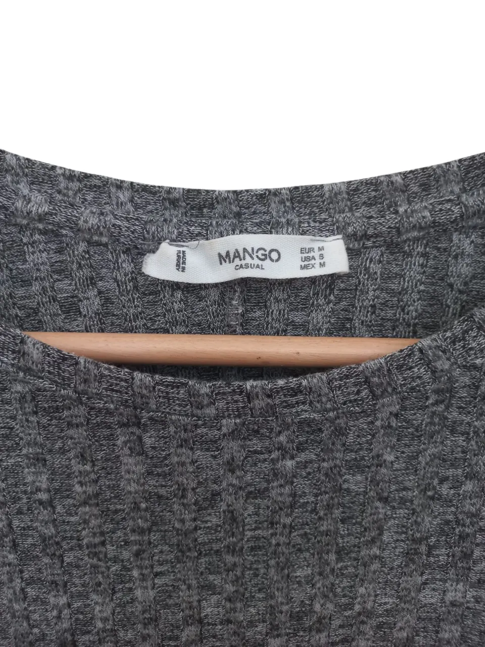 Remera Mango - Vista 4