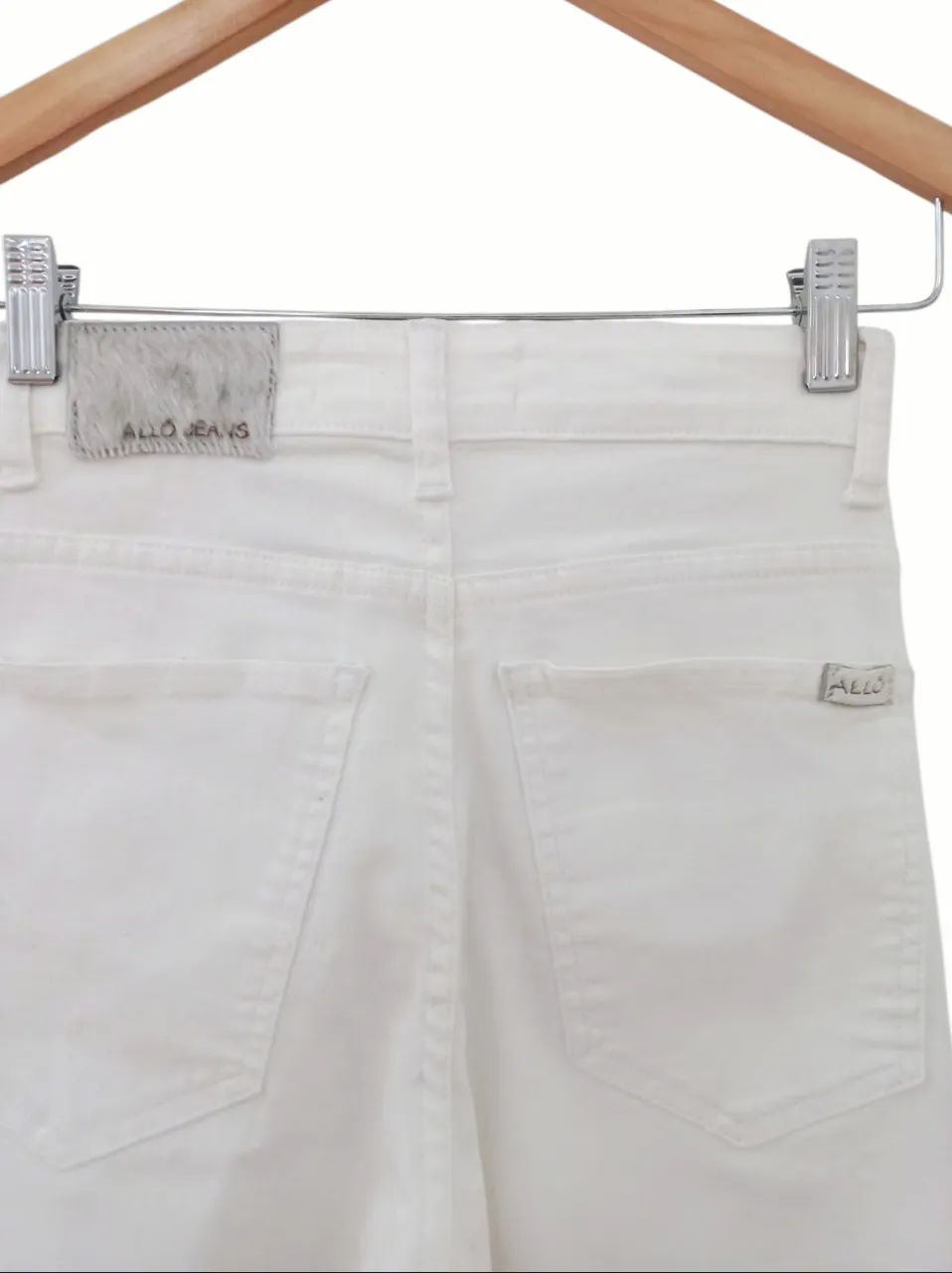 Jean Allô Martínez - Vista 3