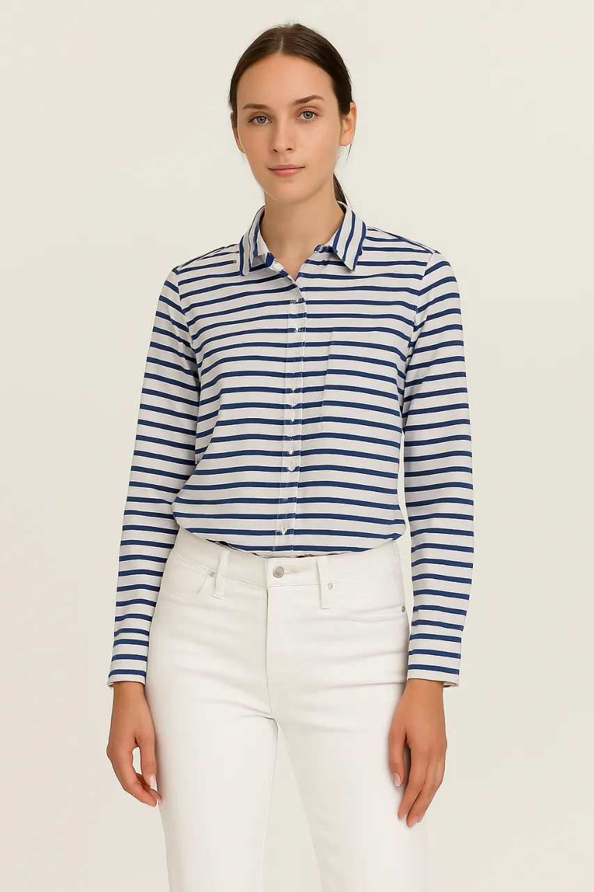CAMISA GAP DE MUJER RAYADA. LARGO 70, AXILA 50, CADERA 54, HOMBRO 40, MANGAS 66. ALGODON.