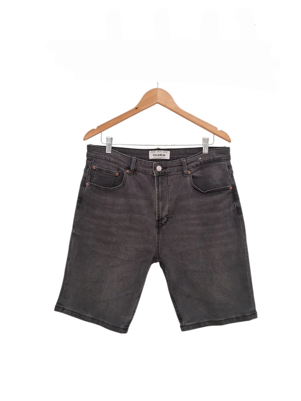 talle m/l. largo 52, tiro 30, cintura 44, cadera 58. jean elastizado.
LOS ENVIOS CON CORREO ARGENTINO, SE REALIZAN EN EL DIA. 