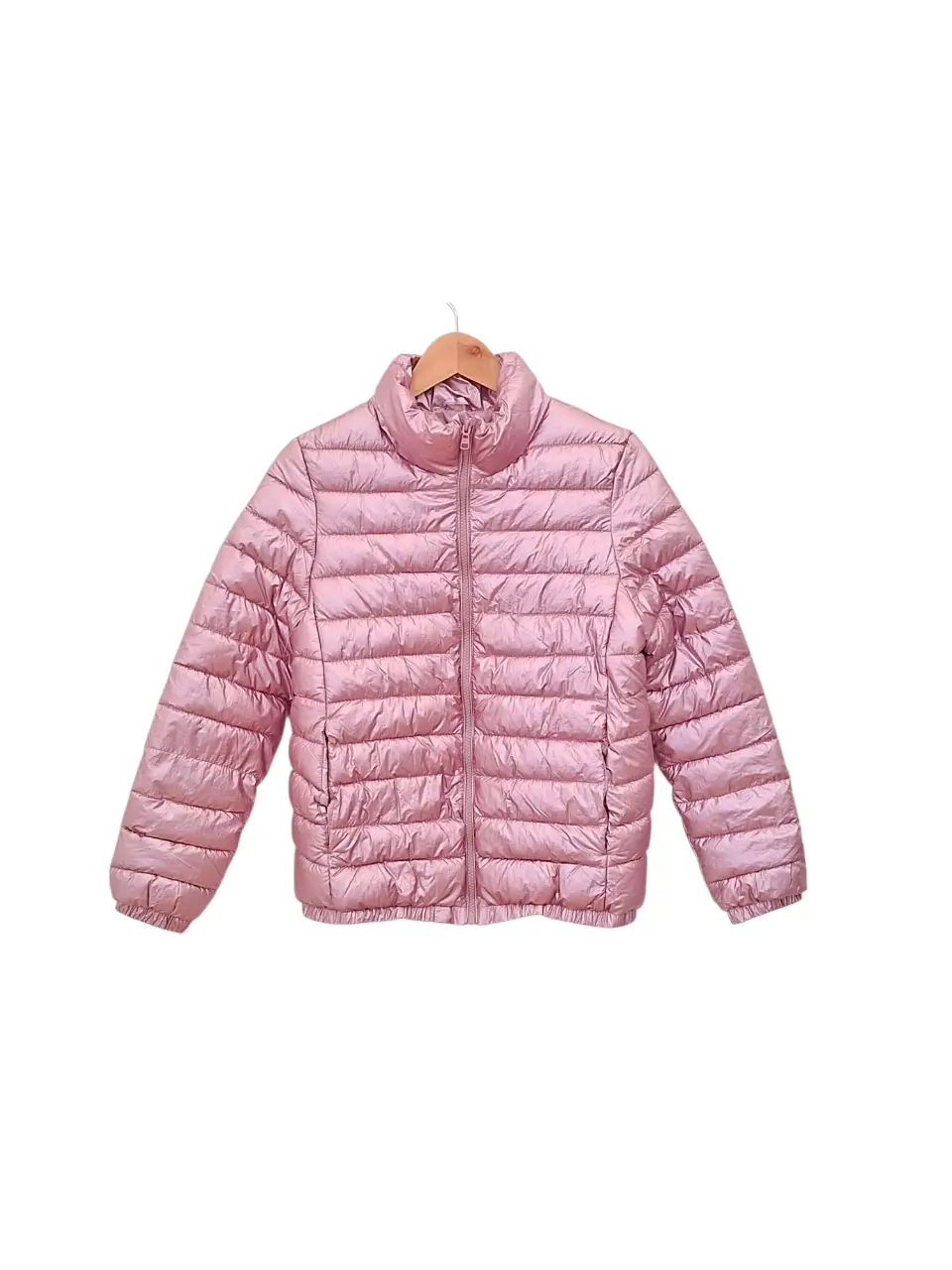 CAMPERA ZARA DE NIÑA TALLE 14 ROSA METALICO. LARGO 60  AXILA 46, CADERA 46, HOMBRO 38, MANGAS 58.