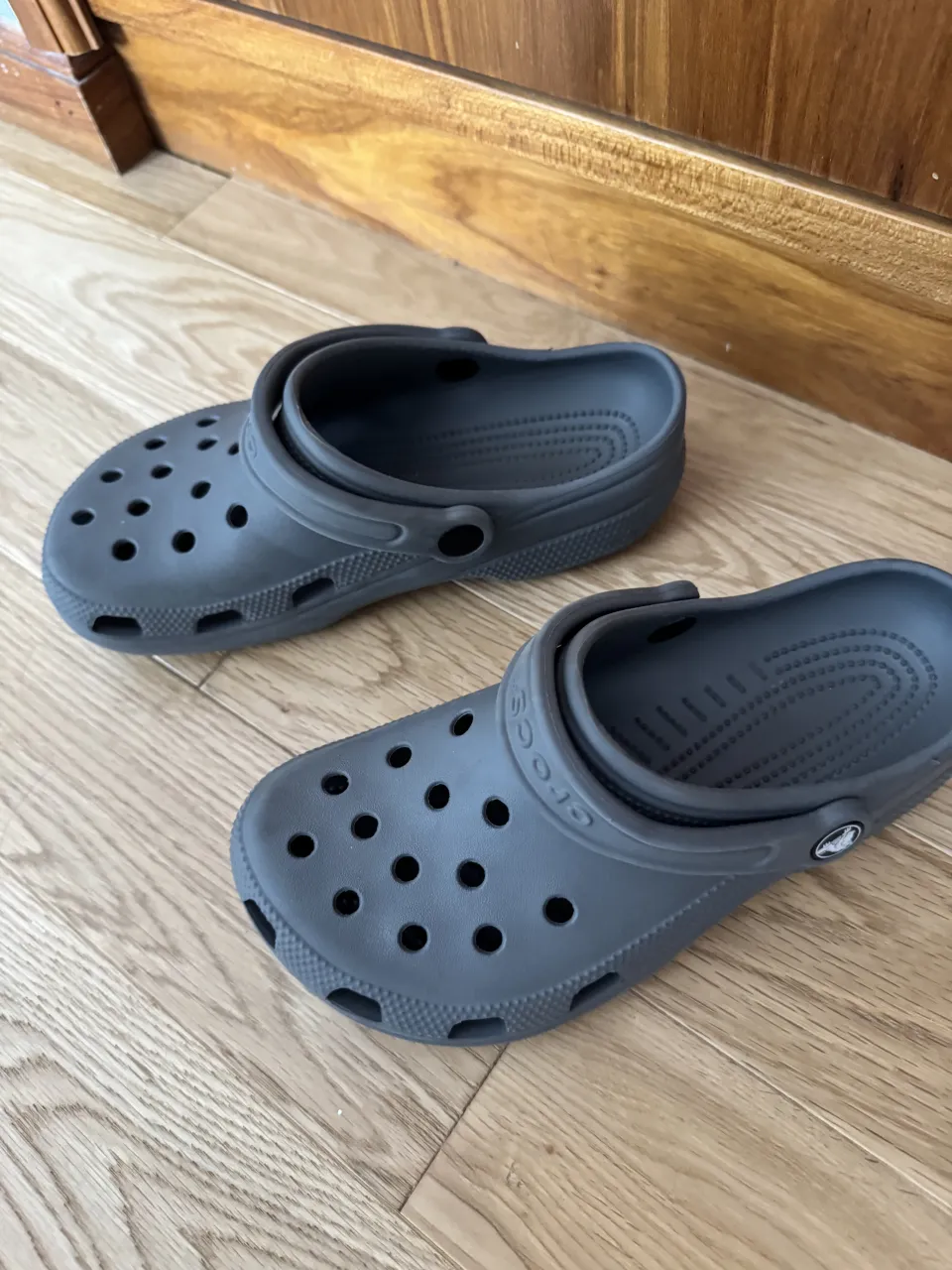 Zueco y mule Crocs - Vista 2