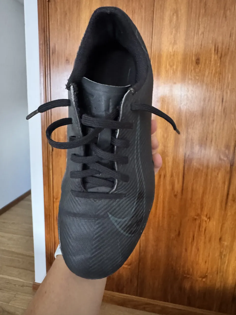 Botín de fútbol Nike - Vista 2