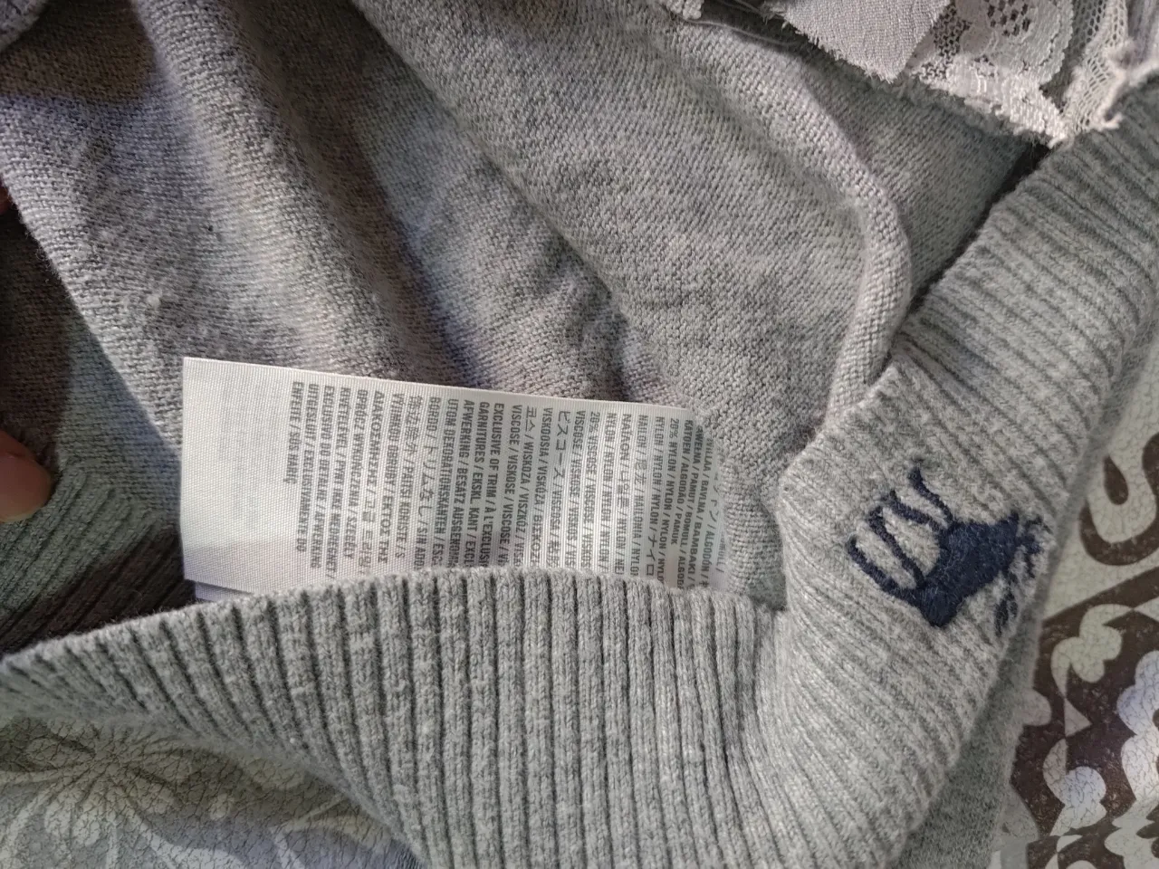 Sweater Abercrombie & Fitch - Vista 3