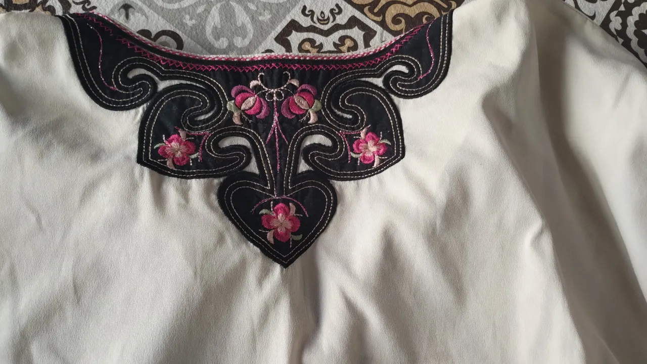 Blusa Rapsodia - Vista 3