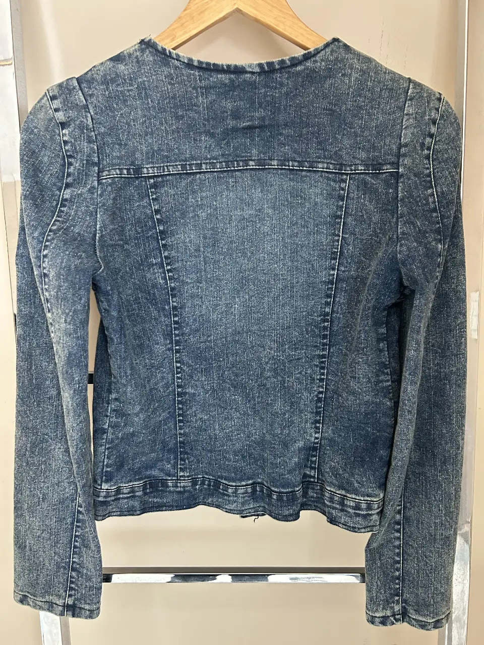 Campera Otra - Vista 5