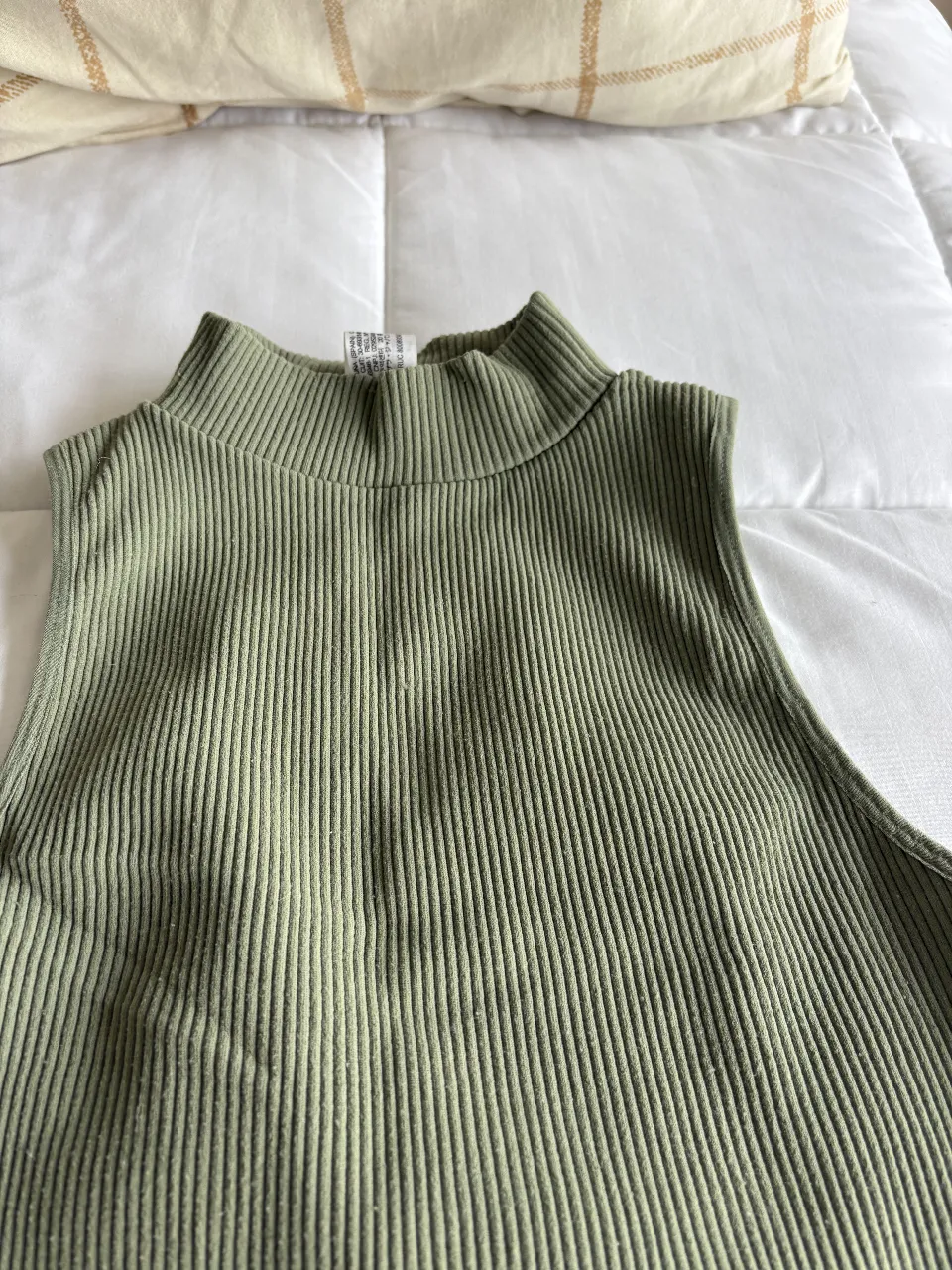 Musculosa Zara - Vista 2