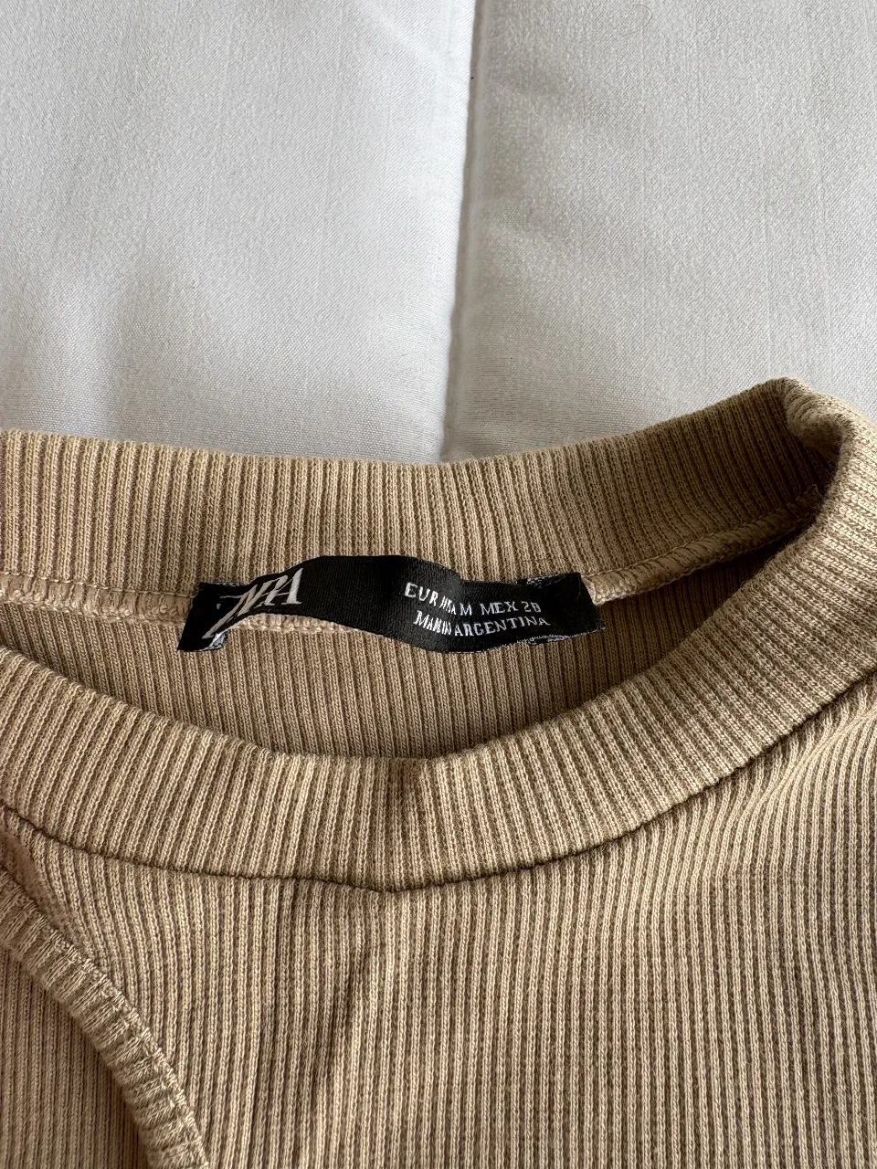 Musculosa Zara - Vista 2