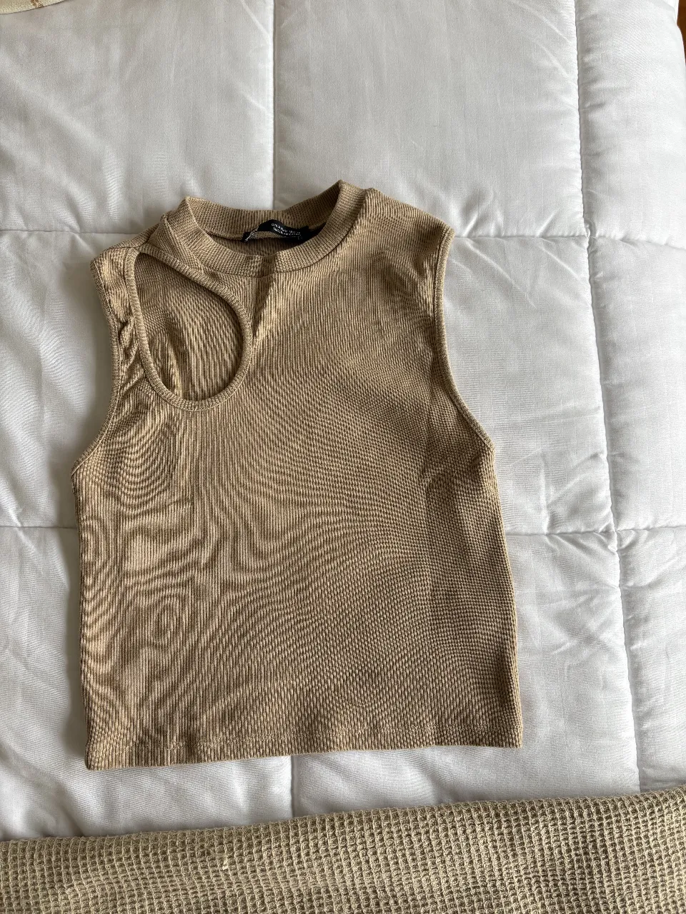 Musculosa Zara