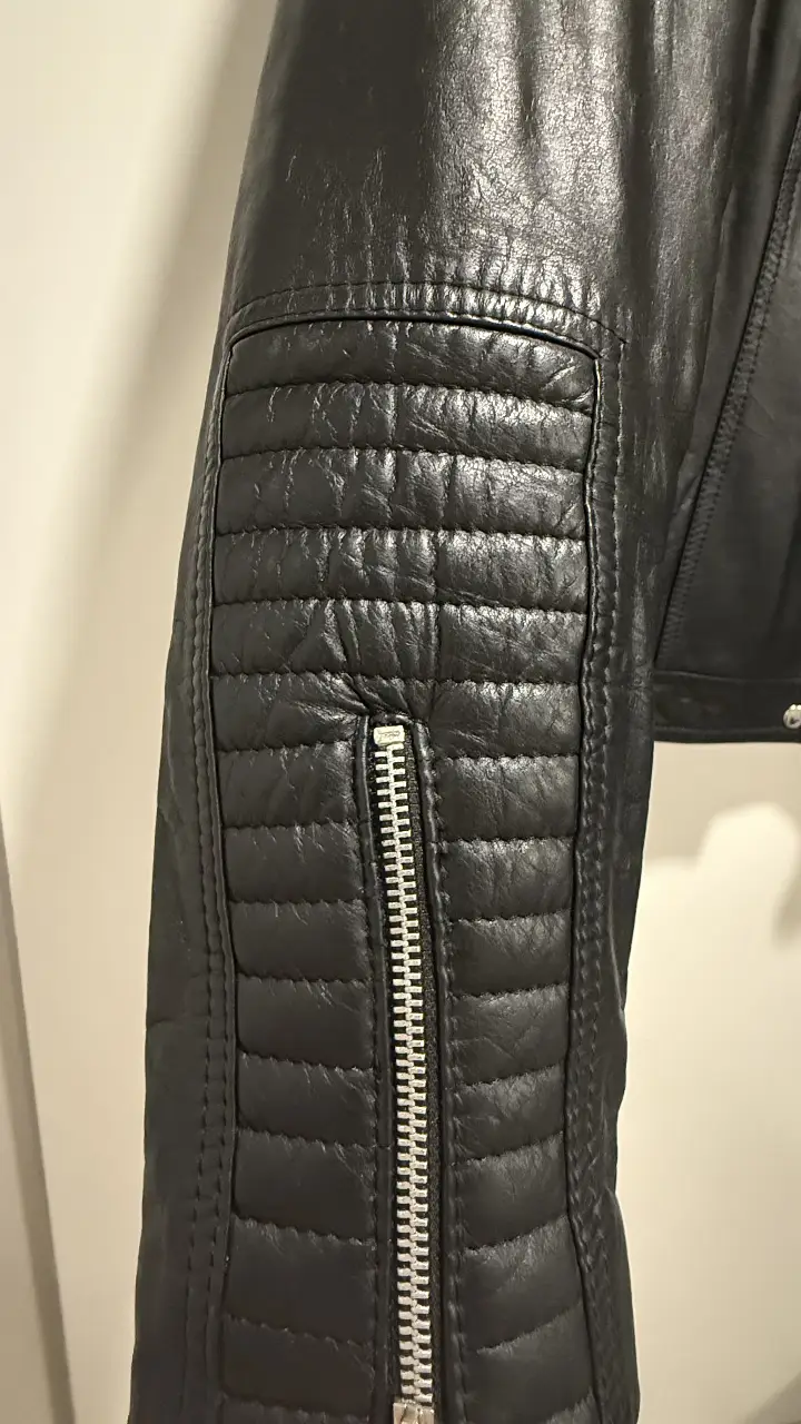 Campera Otra - Vista 4